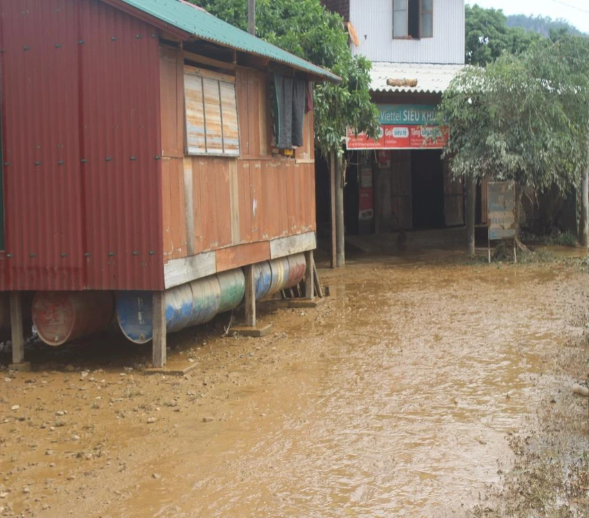 nhà phao