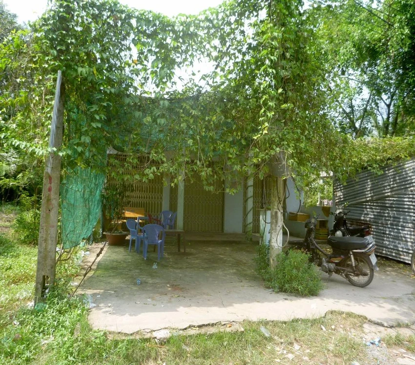 quán nước ven đường nơi ông Liêu tử vong
