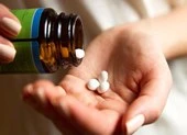Nam giới uống nhiều vitamin B tăng nguy cơ ung thư phổi