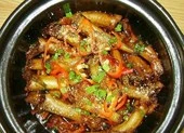 Ngày mưa, thơm lừng cá bống kho khô, buồn lâu sao được 