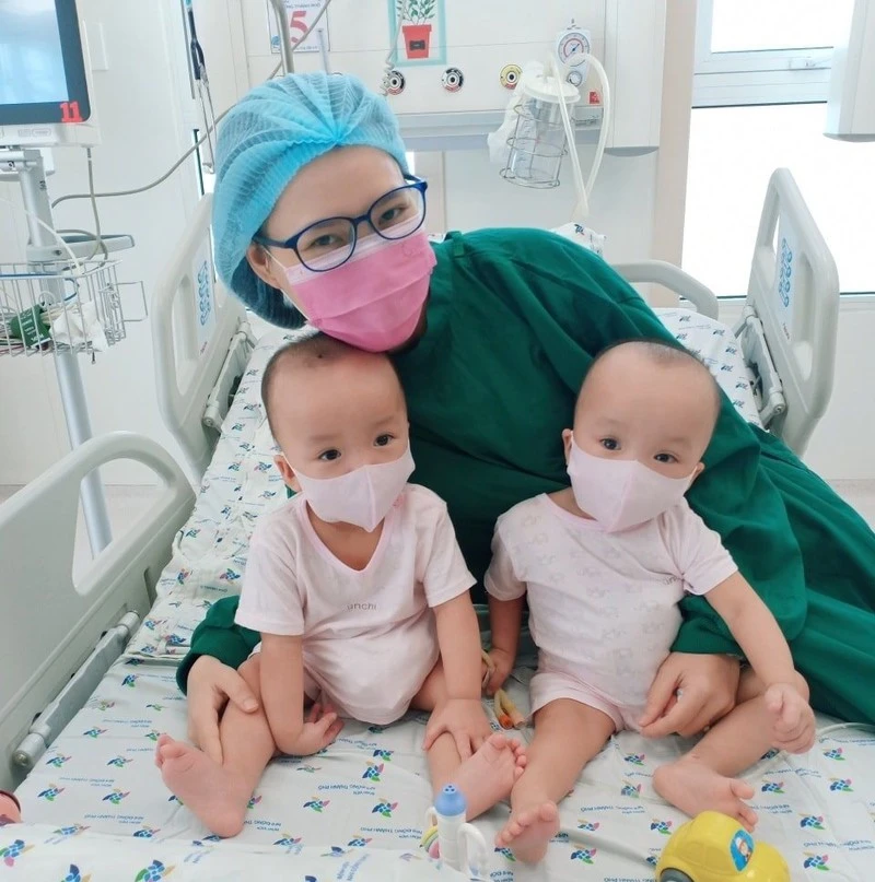 Song Nhi xuất viện, kết thúc 90 ngày 'bão táp' ảnh 5 Song Nhi xuất viện, kết thúc 90 ngày 'bão táp' ảnh 5