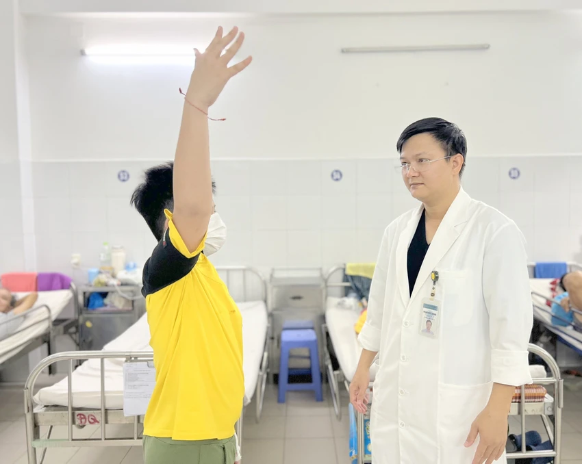 đột quỵ não