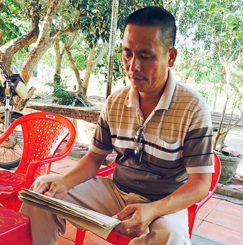Anh Đỗ Thanh An, con trai của nạn nhân Phan Thị Khanh, đã không lập gia đình, dành cả tuổi thanh xuân để truy tìm, theo dấu hung thủ giết mẹ ruột mình. Đến khi Công an bắt và khẳng định Trương Đình Chi chính là thủ phạm thì thời hiệu truy cứu trách nhiệm hình sự đã không còn. Hung thủ thoát tội; và vì vậy anh An khó có thể nhẹ lòng... Anh Đỗ Thanh An, con trai của nạn nhân Phan Thị Khanh, đã không lập gia đình, dành cả tuổi thanh xuân để truy tìm, theo dấu hung thủ giết mẹ ruột mình. Đến khi Công an bắt và khẳng định Trương Đình Chi chính là thủ phạm thì thời hiệu truy cứu trách nhiệm hình sự đã không còn. Hung thủ thoát tội; và vì vậy anh An khó có thể nhẹ lòng...