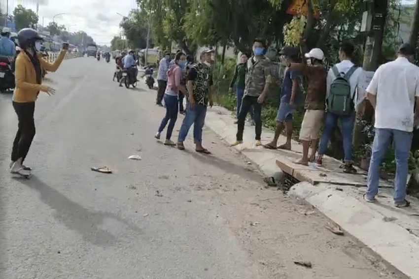 Trong một lần phía bà An và phía bà Nương tranh cãi.