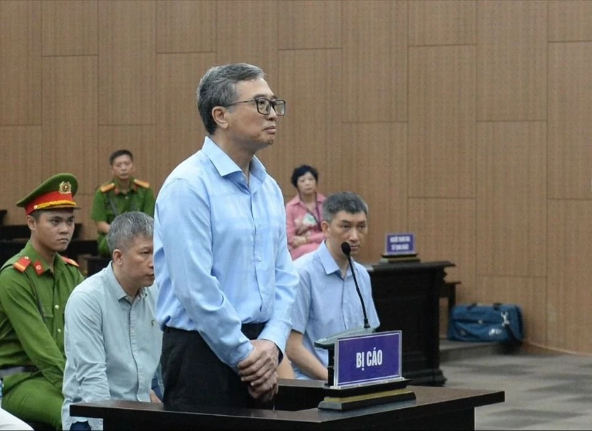 Hoàng Quốc Vượng.jpg