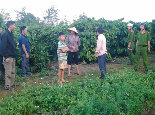Gia Lai: Một hung thủ chém 4 người chết, nhiều người đi cấp cứu ảnh 3 Gia Lai: Một hung thủ chém 4 người chết, nhiều người đi cấp cứu ảnh 3