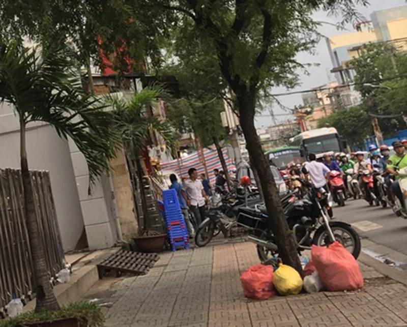 TP.HCM thông tin vụ nổ trụ sở Công an phường 12, quận Tân Bình ảnh 3 TP.HCM thông tin vụ nổ trụ sở Công an phường 12, quận Tân Bình ảnh 3