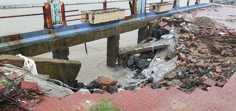 Bão số 12 đã gây thiệt hại tại Phú Yên, Khánh Hòa ảnh 10 Bão số 12 đã gây thiệt hại tại Phú Yên, Khánh Hòa ảnh 10