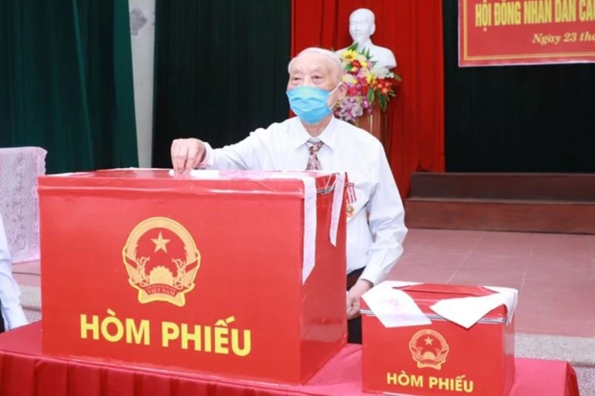 Hơn 69 triệu cử tri cả nước đi bầu cử ảnh 10 Hơn 69 triệu cử tri cả nước đi bầu cử ảnh 10