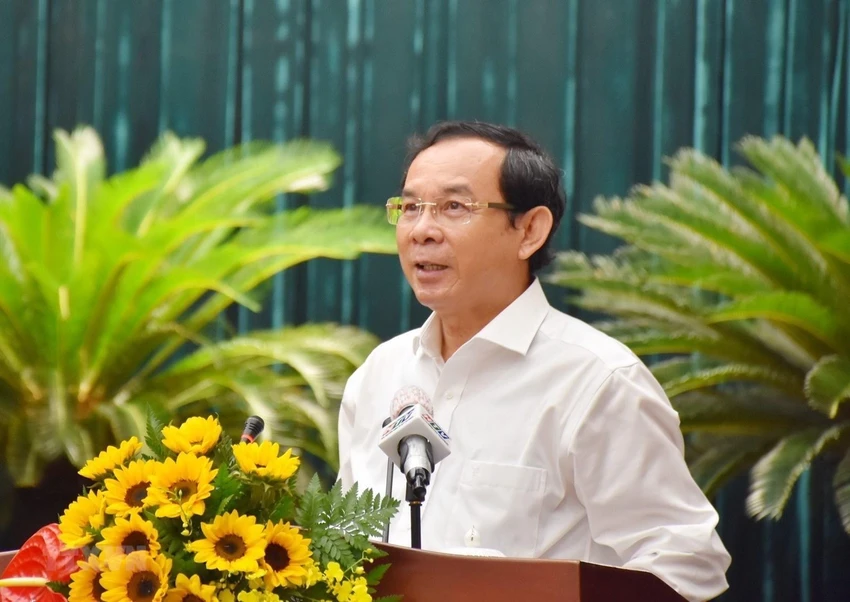 Bí thư Thành ủy TPHCM Nguyễn Văn Nên phát biểu tại hội nghị Thành ủy TPHCM lần thứ 15, ngày 5-7. Ảnh: TTXVN Bí thư Thành ủy TPHCM Nguyễn Văn Nên phát biểu tại hội nghị Thành ủy TPHCM lần thứ 15, ngày 5-7. Ảnh: TTXVN
