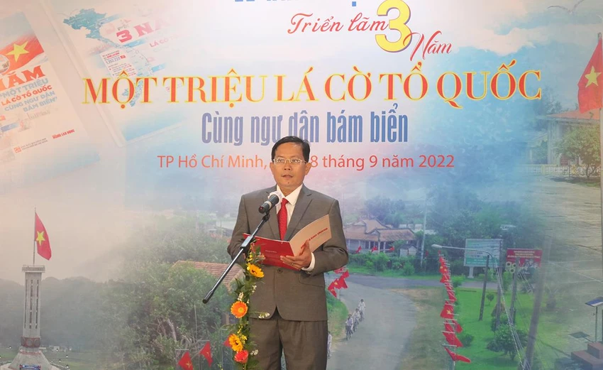 Ông Tô Đình Tuân, Tổng biên tập báo Người Lao Động phát biểu tại chương trình. Ảnh: THÚY NHI Ông Tô Đình Tuân, Tổng biên tập báo Người Lao Động phát biểu tại chương trình. Ảnh: THÚY NHI