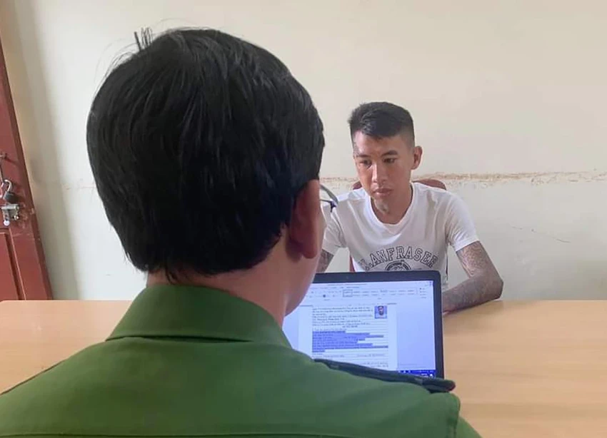 Công an làm việc với nghi can Thịnh Công an làm việc với nghi can Thịnh