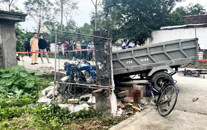 Hiện trường vụ tai nạn giao thông. Ảnh: H.THU