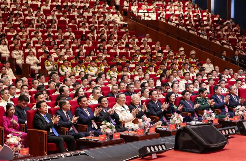 Các đại biểu dự Lễ kỷ niệm. Các đại biểu dự Lễ kỷ niệm.