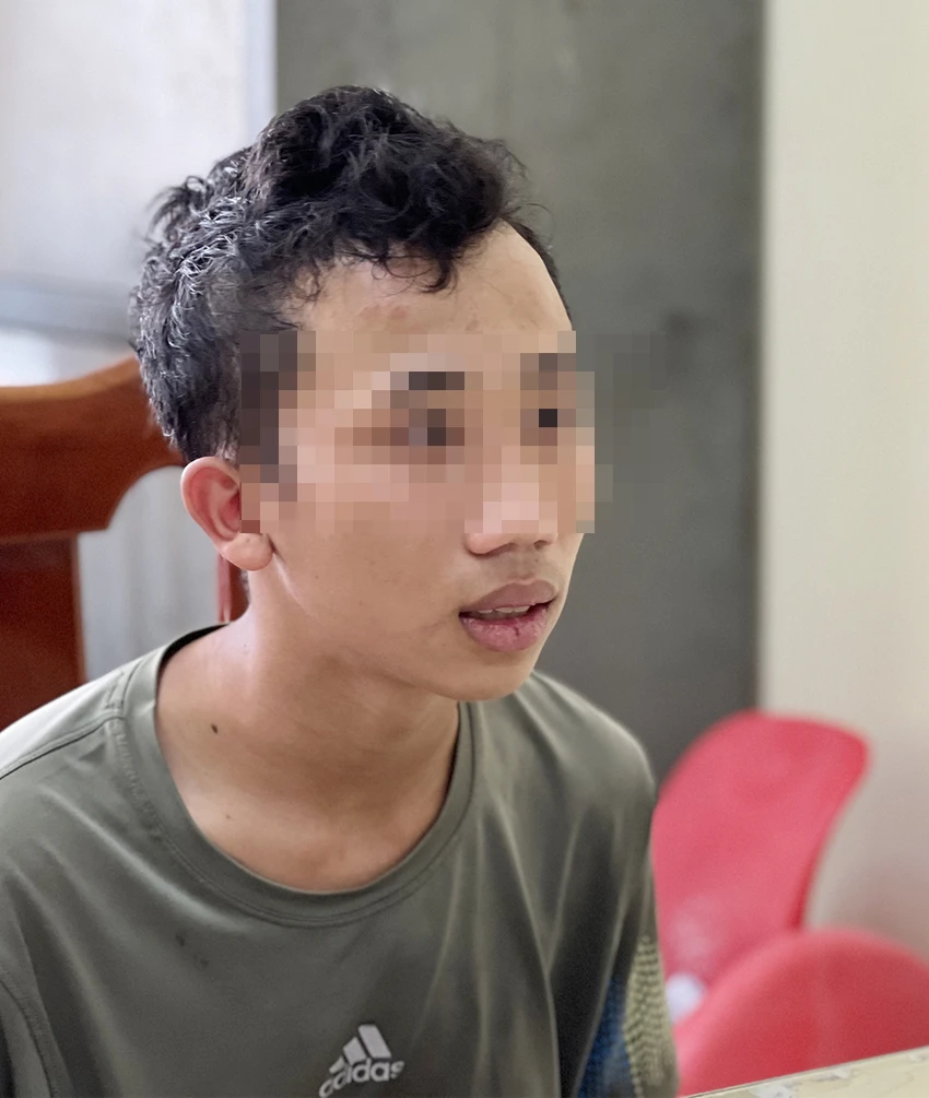 Lê Văn Phú tại công an Lê Văn Phú tại công an