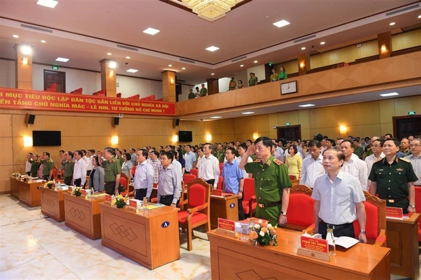 Hội nghị quán triệt triển khai chỉ thị số 23 ngày 25-5 của Ban Bí thư về tăng cường sự lãnh đạo của Đảng đối với công tác đảm bảo trật tự an toàn giao thông Hội nghị quán triệt triển khai chỉ thị số 23 ngày 25-5 của Ban Bí thư về tăng cường sự lãnh đạo của Đảng đối với công tác đảm bảo trật tự an toàn giao thông