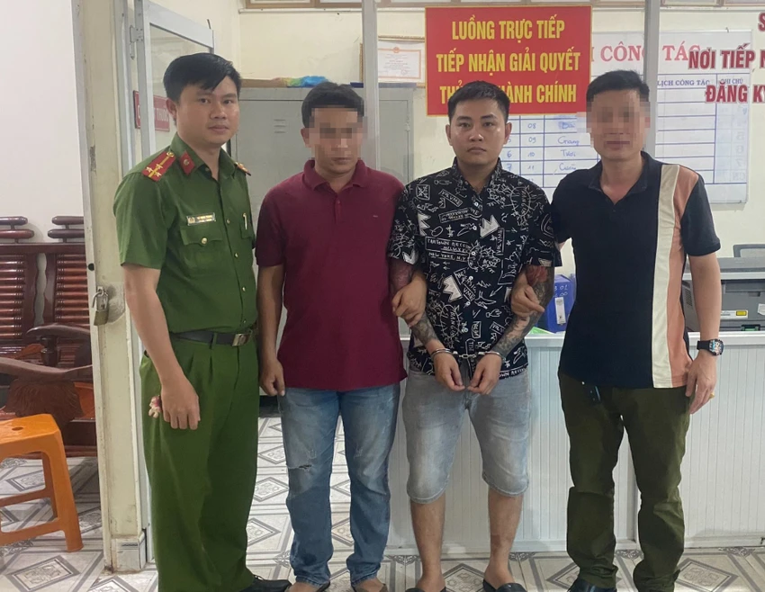 trinh-sat-don-long-bat-bi-can-truy-na.jpg
