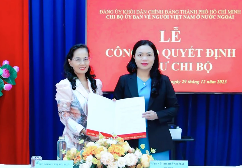 uy-ban-ve-nguoi-viet-nam-o-nuoc-ngoai-tphcm-3591.jpg