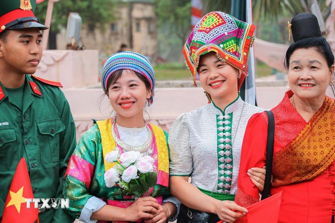 1502-chu-tich-nuoc-ngay-hoi-sac-xuan-2.jpg