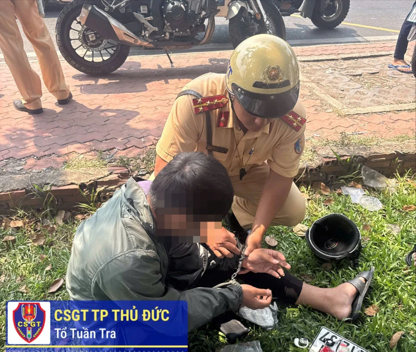 sua1_csgt-tp-thu-duc-theo-dau-tom-gon-nghi-can-trom-xe-may.jpg