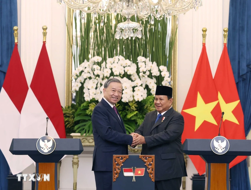 2=tong-bi-thu-to-lam-va-tong-thong-cong-hoa-indonesia.jpg