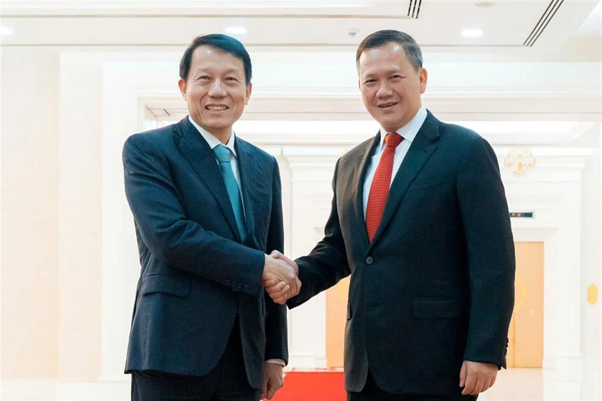Bộ trưởng Lương Tam Quang hội kiến Thủ tướng Campuchia Hun Manet.