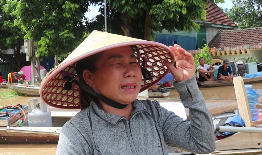 anh-ba-nguyen-thi-ngoc-ngoi-khoc-4925-7587.jpg.jpg