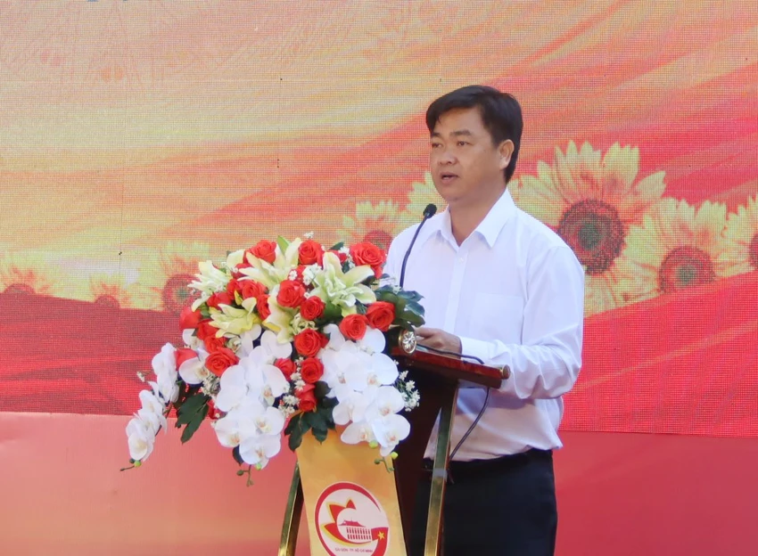 sua1_trien-lam-anh.jpg