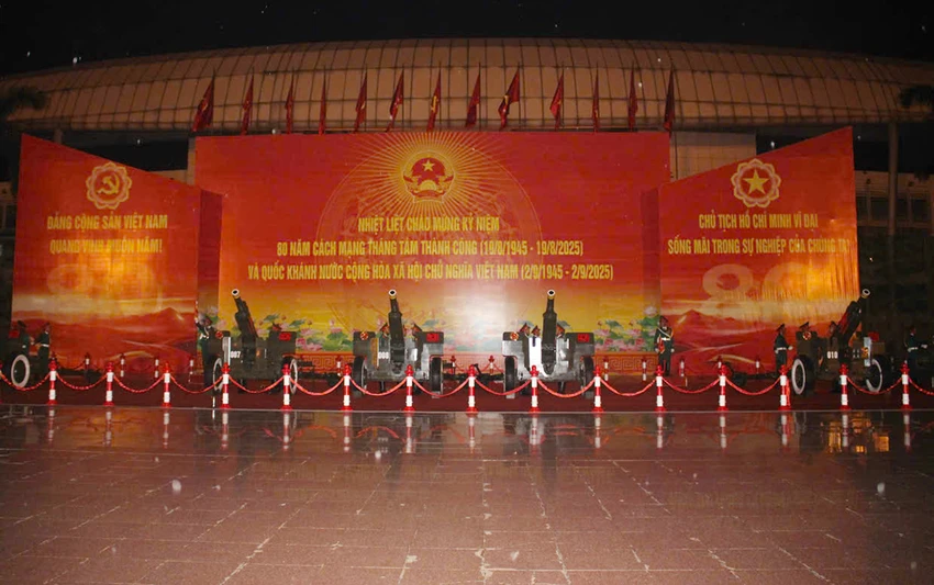 THUY-HANG4.jpg
