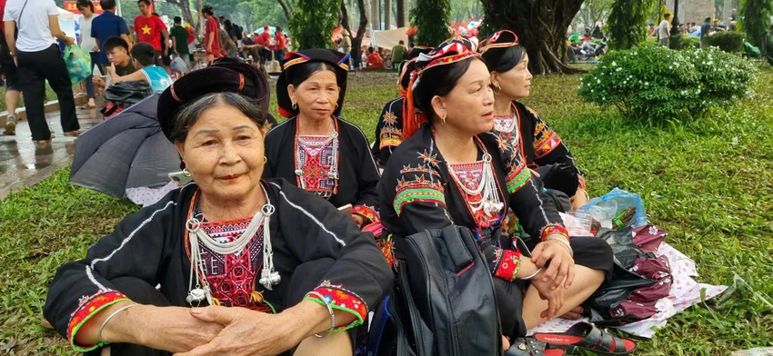 VIET-LONG.jpg