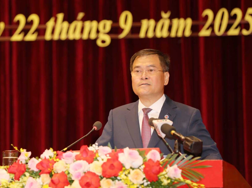 chu-tich-ubnd-tinh-quang-ninh.jpg