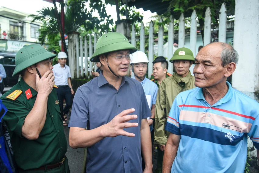 NHAT_BITHU.jpg