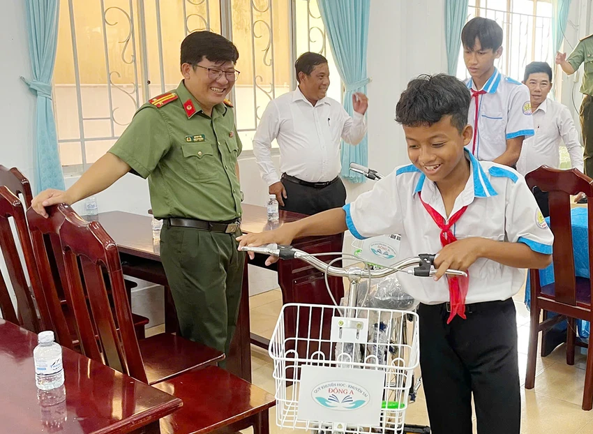 lua_cuc-an-ninh-noi-dia2.jpg