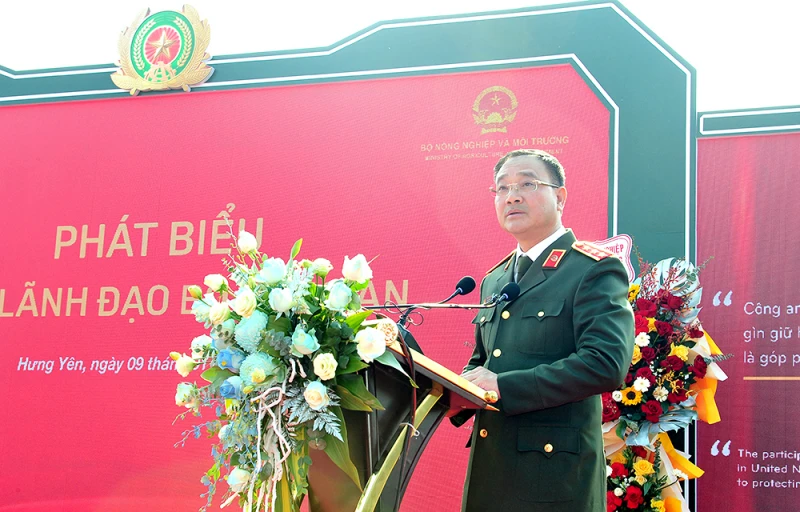 thu-truong-tung.jpg
