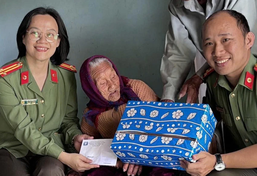 pham_thi_doi2.jpg