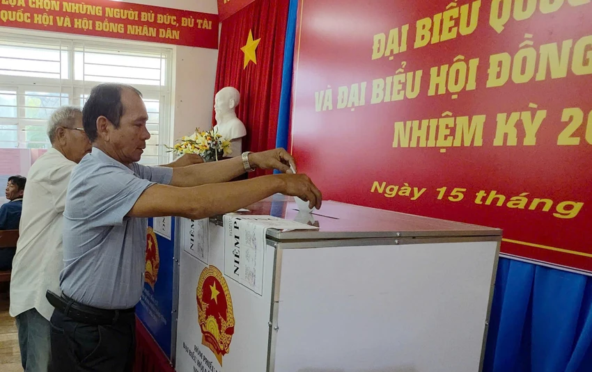 huynh-hai3.jpg