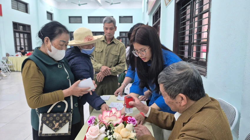 MINH-TRUC2.jpg