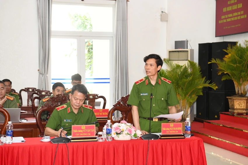 nguyen-van-long-chong-ma-tuy2.jpg