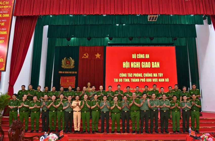nguyen-van-long-chong-ma-tuy4.jpg