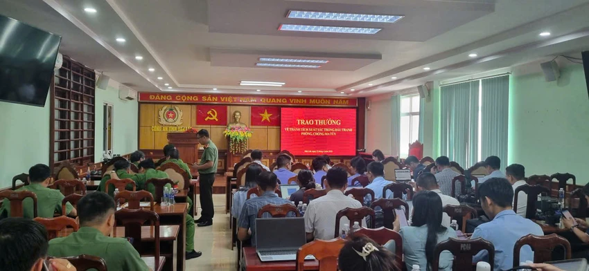 hop-bao-hoc-sinh-tai-nan.jpg