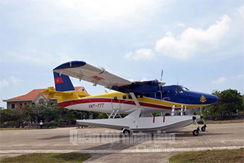 Thủy phi cơ DHC-6 lần đầu hạ cánh an toàn tại Trường Sa ảnh 1