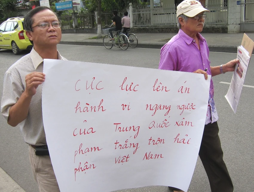 “Nếu điều tồi tệ xảy ra, chúng tôi nguyện đồng lòng bảo vệ Tổ quốc!“ ảnh 43 “Nếu điều tồi tệ xảy ra, chúng tôi nguyện đồng lòng bảo vệ Tổ quốc!“ ảnh 43