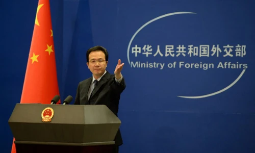 Phát ngôn viên Bộ Ngoại giao Trung Quốc Hồng Lỗi. Ảnh:AFP. honglei-china-foreign-ministry-9987-2406