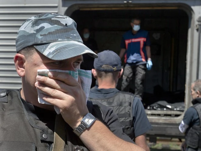 Phe ly khai Ukraine đồng ý bàn giao thi hài và hộp đen của MH17 ảnh 1 Phe ly khai Ukraine đồng ý bàn giao thi hài và hộp đen của MH17 ảnh 1