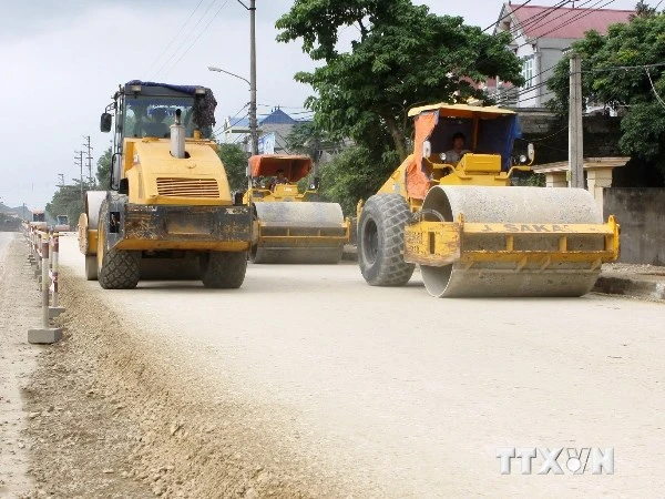 Xử phạt hàng chục nhà thầu vi phạm thi công dự án Quốc lộ 1 ảnh 1 Xử phạt hàng chục nhà thầu vi phạm thi công dự án Quốc lộ 1 ảnh 1
