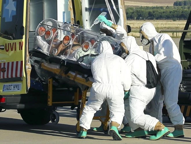 Chùm ảnh đại dịch khủng khiếp Ebola đang đe dọa cả thế giới ảnh 3