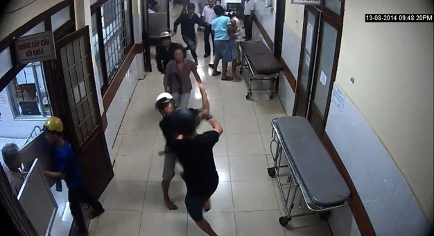 Giang hồ, truy sát, bệnh viện, Đắk Lắk, bác sĩ Giang hồ, truy sát, bệnh viện, Đắk Lắk, bác sĩ
