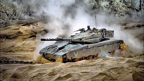 Merkava Mark 4 vừa là biểu tượng sức mạnh quốc phòng nội địa, vừa là một dòng xe tăng được "nội địa hóa" khả năng tác chiến tốt nhất thế giới. Hỏa lực đa dạng cũng là một thế mạnh của Merkava. Dù được tối ưu cho khả năng tác chiến đô thị, nhưng môi trường chiến đấu này vẫn là...ác mộng đối với xe tăng nói chung và Merkava nói riêng. Merkava Mark 4 vừa là biểu tượng sức mạnh quốc phòng nội địa, vừa là một dòng xe tăng được "nội địa hóa" khả năng tác chiến tốt nhất thế giới. Hỏa lực đa dạng cũng là một thế mạnh của Merkava. Dù được tối ưu cho khả năng tác chiến đô thị, nhưng môi trường chiến đấu này vẫn là...ác mộng đối với xe tăng nói chung và Merkava nói riêng.