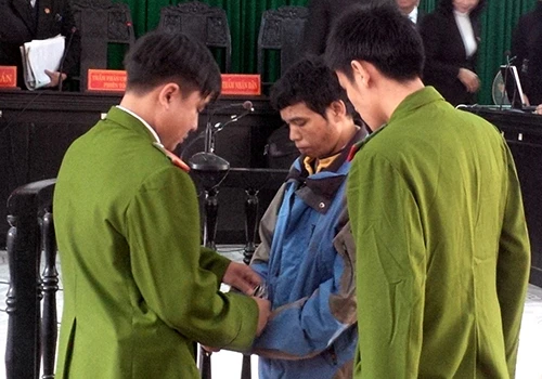 Tại tòa, Nguyễn Văn Liều đã xin được giảm nhẹ hình phạt. Ảnh:Đắc Đức. bi-cao-lieu-1-6668-1421409454.jpg
