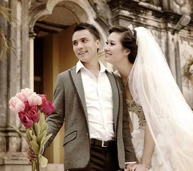Năm cuộc tình đẹp giữa cầu thủ và người mẫu, ca sỹ Việt ảnh 4 image photo